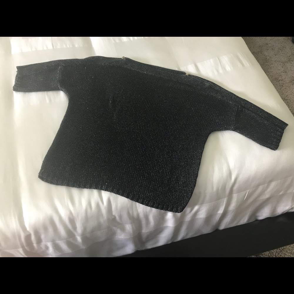 Shoulder zipper sweater